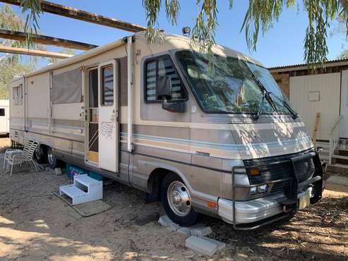 1990 Fleetwood Pace Arrow 40 Ft RV - cars & trucks - by owner -... for sale in Joshua Tree, CA