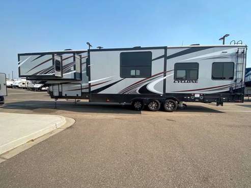 2019 Heartland Cyclone 4007 - cars & trucks - by dealer - vehicle... for sale in Windsor, CO