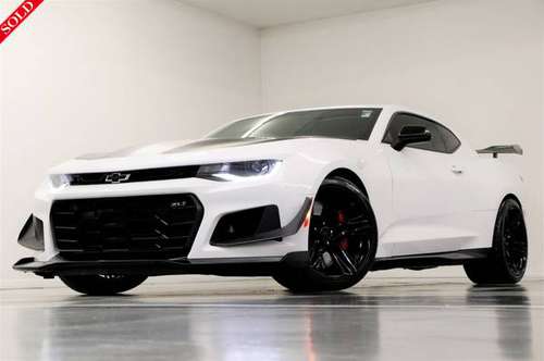 HEATED COOLED LEATHER White 2019 Chevy Camaro ZL1 1LE Coupe 6 2L for sale in Clinton, KS