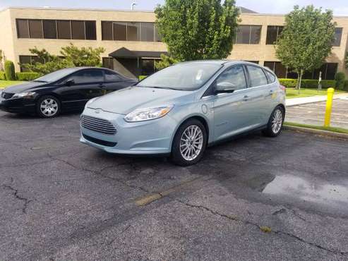 2015 Ford Focus - cars & trucks - by owner - vehicle automotive sale for sale in Houston, TX