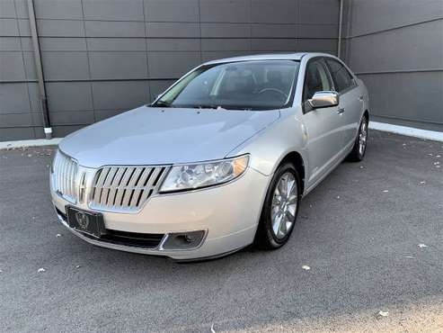 2012 Lincoln MKZ Hybrid - Excellent Condition, inside and out! -... for sale in Lockport, IL