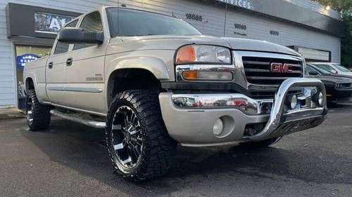2005 GMC Sierra 2500 SLT 90 DAYS NO PAYMENTS OAC! 4dr Crew Cab SLT for sale in Portland, OR