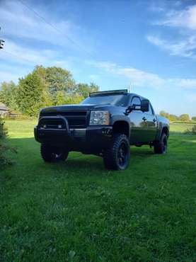 2009 Chevy Silverado 6in lift for sale in Linwood, MI