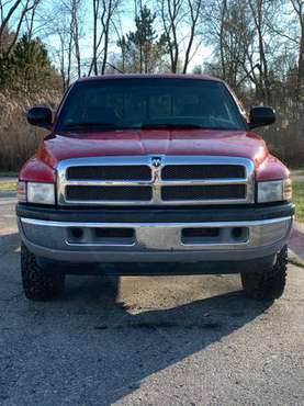 Dodge Ram 1500 - cars & trucks - by owner - vehicle automotive sale for sale in Flint, MI