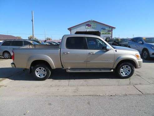 2006 Toyota Tundra DoubleCab 4x4 4WD...98,000 miles...$10,900 **Call... for sale in Waterloo, IA