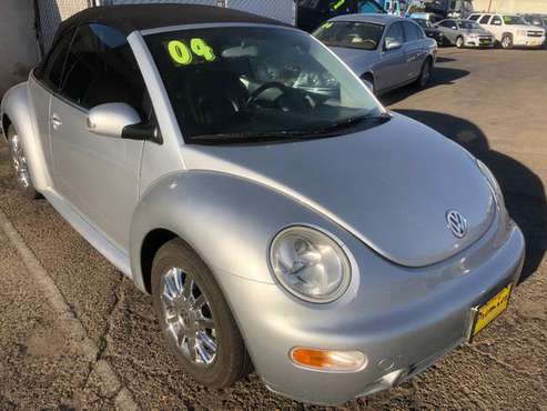 04' Volkswagen Beetle, Auto, Convertible, Leather, Low 77k Miles! for sale in Visalia, CA