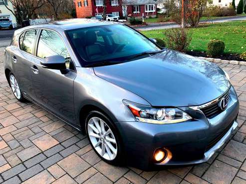 LEXUS CT200h ELECTRIC HYBRID 12 Luxury Vehicle CLEAN Fast Toyota for sale in Morristown, NJ