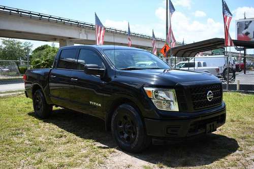 2017 Nissan Titan S 4x2 4dr Crew Cab Pickup Truck for sale in Miami, FL