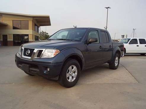 2013 Nissan Frontier SV - cars & trucks - by dealer - vehicle... for sale in Wichita, KS