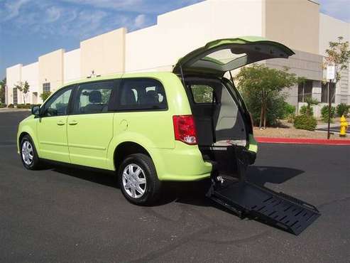 2014 Dodge Grand Caravan SE Wheelchair Handicap Mobility Van - cars... for sale in Phoenix, WY