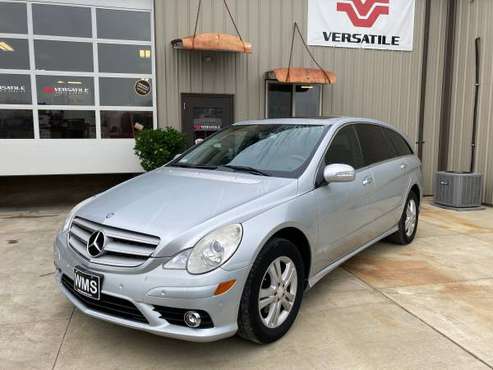 2008 Mercedes-Benz R350 4WD - cars & trucks - by dealer - vehicle... for sale in Upper Sandusky, OH