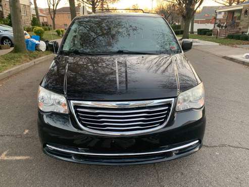 2012 Chrysler Town Country Touring Loaded - cars & trucks - by owner... for sale in Forest Hills, NY