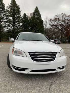 2011 CHRYSLER 200 LIMITED - cars & trucks - by owner - vehicle... for sale in Valley Stream, NY