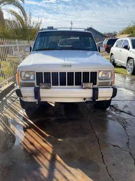 Jeep Cherokee limited 1989 $$$$$$$$ - cars & trucks - by owner -... for sale in El Centro, CA
