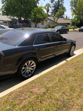 Chrysler 300 SRT8 - cars & trucks - by owner - vehicle automotive sale for sale in Chatsworth, CA