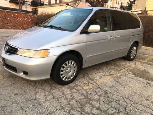 2005 Honda odyssey..Drives great - cars & trucks - by owner -... for sale in Chicago, IL