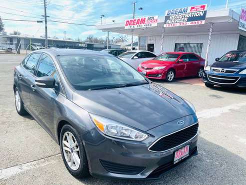 2015 Ford Focus SE clean title - - by dealer - vehicle for sale in Sacramento , CA