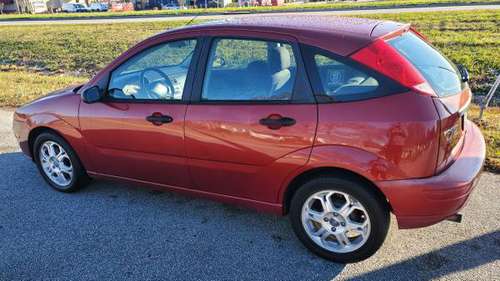 05 Ford Focus - cars & trucks - by owner - vehicle automotive sale for sale in Chesapeake , VA