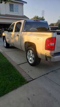 Chevy Silverado 4x4 1500 - cars & trucks - by owner - vehicle... for sale in Soledad, CA