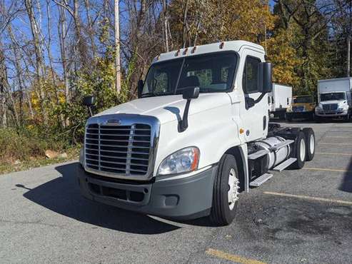 2013 Freightliner Cascadia Day Cab - cars & trucks - by dealer -... for sale in Wappingers Falls, IN