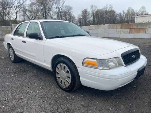 2008 Ford Crown Victoria P71 Police Interceptor 142k miles - cars & for sale in Feasterville Trevose, PA