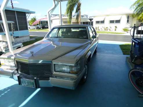 1992 Caddilac Broughm - cars & trucks - by owner - vehicle... for sale in Seminole, FL