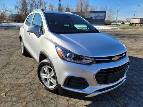 2020 Chevy trax 1LT clean low miles only 1500k - cars & trucks - by... for sale in Detroit, MI