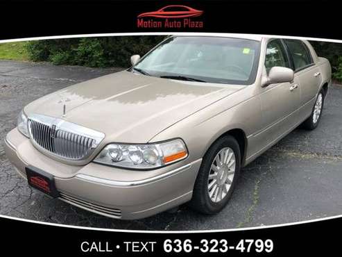 2003 Lincoln Town Car Executive - cars & trucks - by dealer -... for sale in Lake Saint Louis, MO
