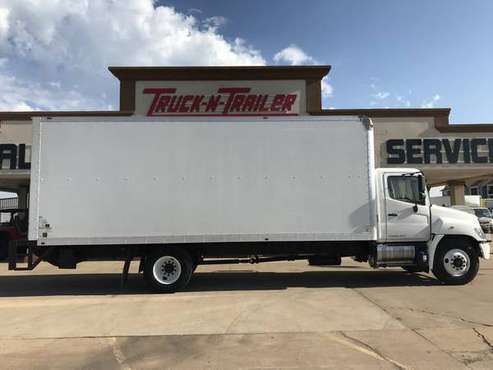 2017 HINO 268 26' Cargo Box, Auto, Diesel, 94K Miles, Tuck Away Lift... for sale in Oklahoma City, TN