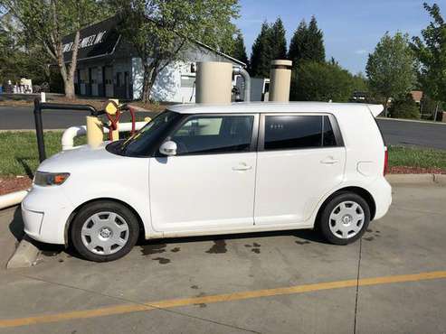 2009 Scion XB 5 speed manual for sale in Weaverville, NC