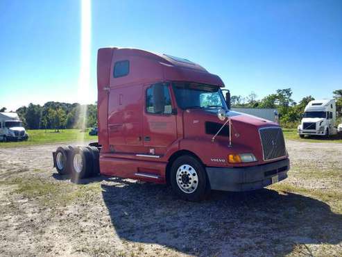 Semi Truck 2003 VOLVO 660 - cars & trucks - by owner - vehicle... for sale in Oneco, FL