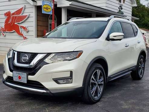 2017 Nissan Rogue SL - cars & trucks - by dealer - vehicle... for sale in De Pere, WI
