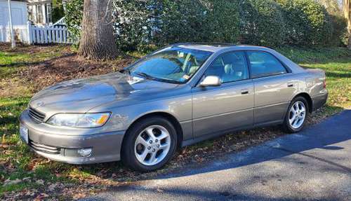 2000 Lexus ES 300 - cars & trucks - by owner - vehicle automotive sale for sale in Lightfoot, VA
