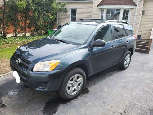 toyota rav 4 2010 6000 for sale in Cleveland, OH