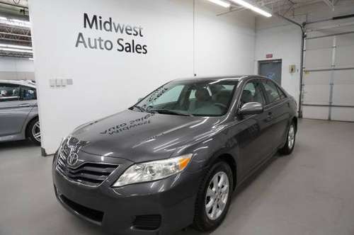 2011 Toyota Camry LE 4 - cylinder/Great car! - - by for sale in Eden Prairie, MN