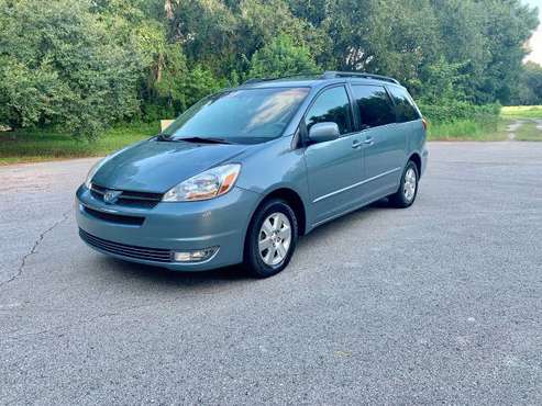 2005 Toyota Sienna XLE for sale in TAMPA, FL