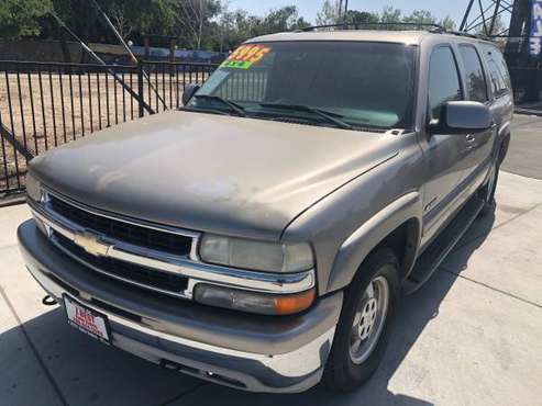 2000 chevy suburban 4x4 - - by dealer - vehicle for sale in Oakdale, CA