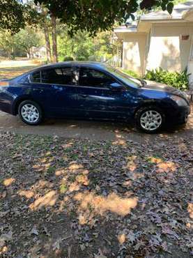 Nissan Altima 2009 - cars & trucks - by owner - vehicle automotive... for sale in Clinton, MS