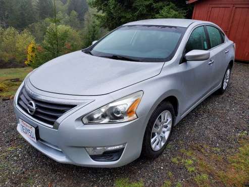 2014 Nissan Altima 2 5 S runs, drives and shifts great, very clean for sale in Smith River, OR