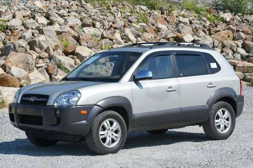 2007 *Hyundai* *Tucson* *SE* - cars & trucks - by dealer - vehicle... for sale in Naugatuck, CT