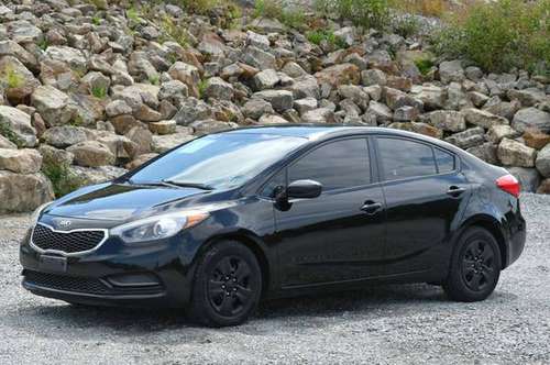 2015 *Kia* *Forte* *LX* - cars & trucks - by dealer - vehicle... for sale in Naugatuck, CT