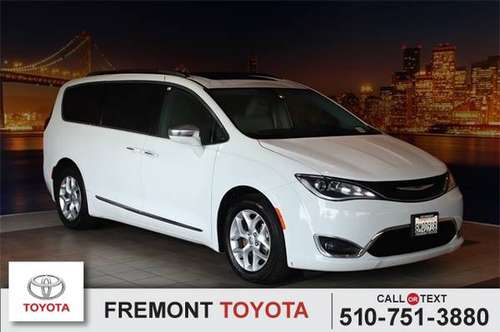 *2020* *Chrysler* *Pacifica* *Limited* - cars & trucks - by dealer -... for sale in Fremont, CA