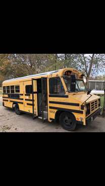 2001 GMC Small Bus - cars & trucks - by owner - vehicle automotive... for sale in Raytown, MO