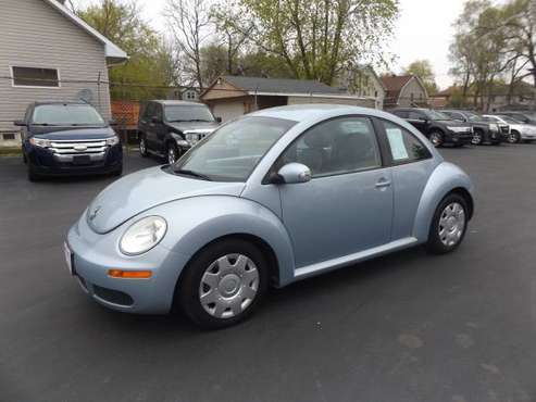 2010 VOLKSWAGON BEETLE - - by dealer - vehicle for sale in Lima, OH