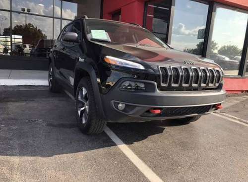 2018 JEEP CHEROKEE TRAILHAWK 4X4 SUPER LOW MILES - 25988 (NORMAN) for sale in Little Rock, AR