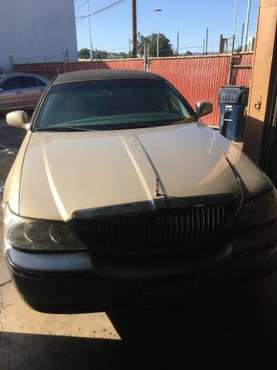 2006 lincoln town car - cars & trucks - by owner - vehicle... for sale in Santa Clara, CA