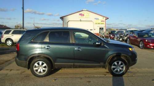 2011 kia sorento 4wd clean $5999 140,000 miles **Call Us Today For... for sale in Waterloo, IA
