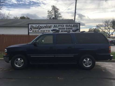 2002 Chevrolet suburban 4 x 4 - cars & trucks - by dealer - vehicle... for sale in Buffalo, NY