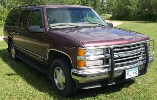 97 CHEVROLET SUBURBAN LT 4X4 - cars & trucks - by owner - vehicle... for sale in Solway, MN