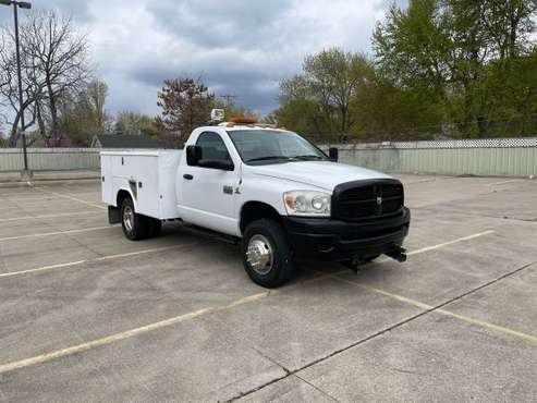 2008 Dodge Ram 3500 4x4 Utility Truck - - by dealer for sale in Oak Grove, MI